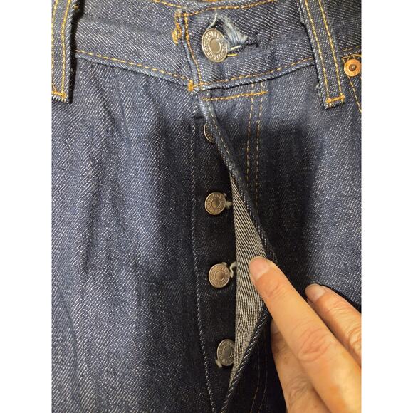 Levis 501 Jeans Mens 33x30 Dark Wash CW 22 - Picture 3 of 9